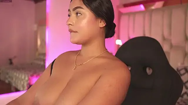 Freechat Kleverly_Manson1 on StripChat