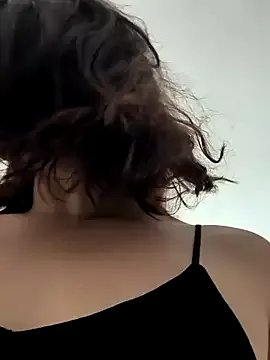 Freechat Linalicious on StripChat