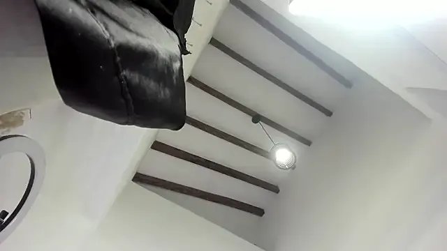 Lola_Blondie on StripChat 