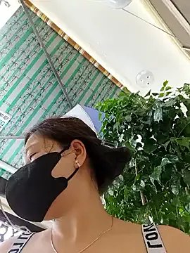 Freechat lyna_bl on StripChat