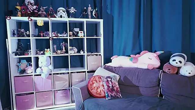 Freechat MadnessAlison on StripChat