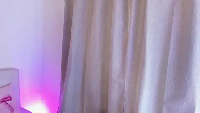 Freechat Malka_Burning on StripChat