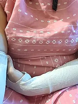 Freechat mallupriyapriya on StripChat