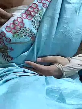 Freechat mallupriyapriya on StripChat