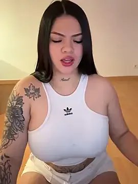 Freechat MarianDiRose on StripChat