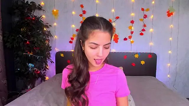 Freechat Milana_Crystal_ on StripChat