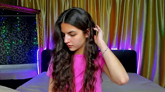 Freechat Milana_Crystal_ on StripChat