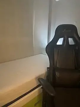 Freechat MisFrekcles_ on StripChat