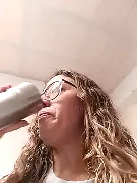 Freechat miss_hanna07 on StripChat