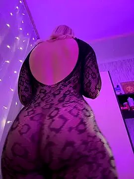 miss_veroNika on StripChat 