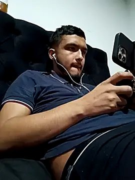 Freechat mosmar_20 on StripChat