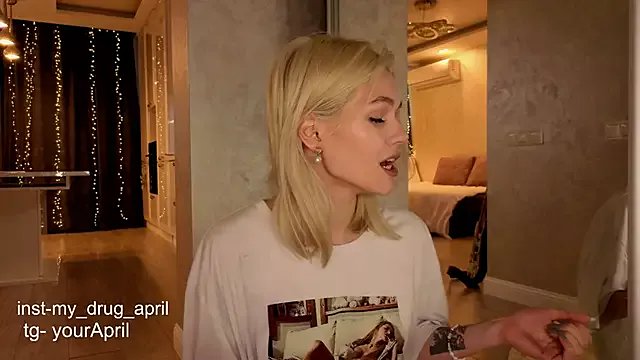 Freechat MyApril on StripChat