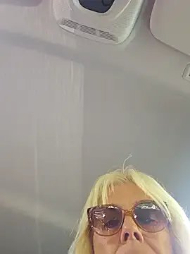 Freechat Nathotsexy1 on StripChat