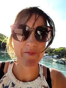 Freechat NaughtyCatgirl on StripChat