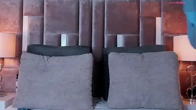 Freechat Nia_Bunny on StripChat