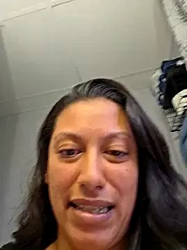 Freechat Nikkierosee on StripChat