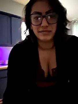 Freechat Nikkierosee on StripChat