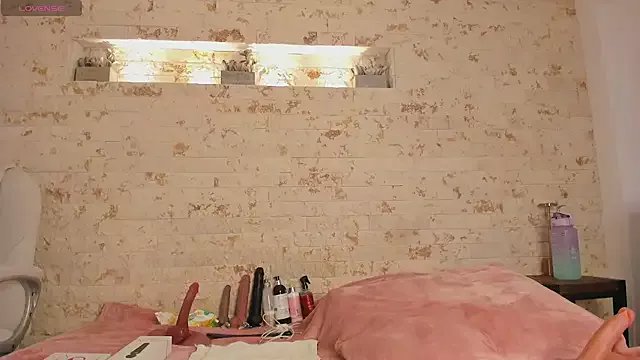 Freechat pamela_west on StripChat