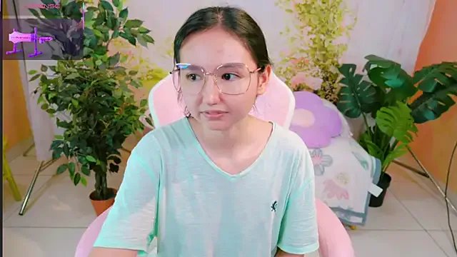 Group Pinkie_Princes on StripChat