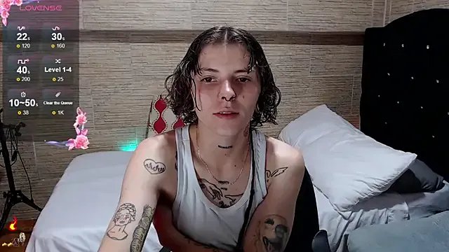 Private pretty_cristal69 on StripChat