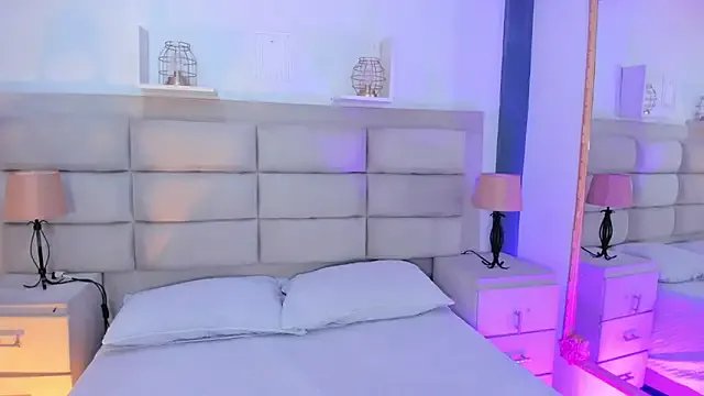 Freechat RoseCassie on StripChat