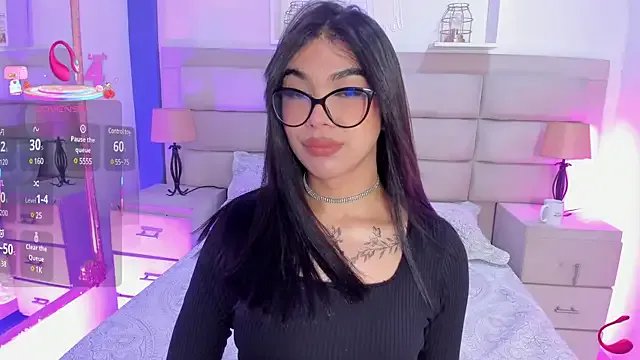 Freechat RoseCassie on StripChat