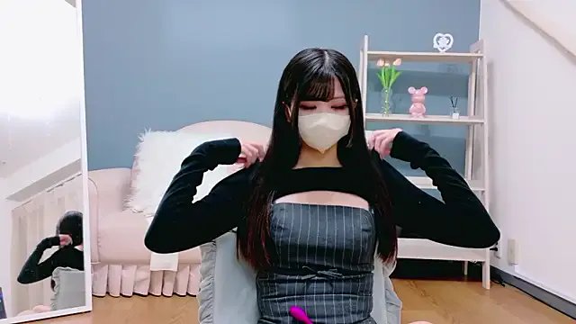 Group Ruru-shuv on StripChat