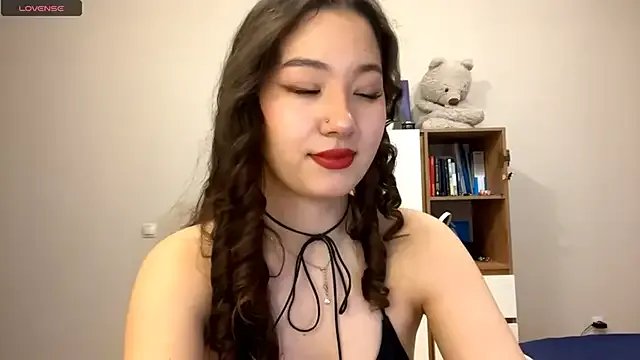 Freechat Sakuravice on StripChat