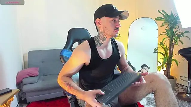 Freechat Salvatore_costa on StripChat