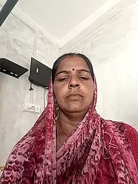 Freechat Sapnahot34 on StripChat