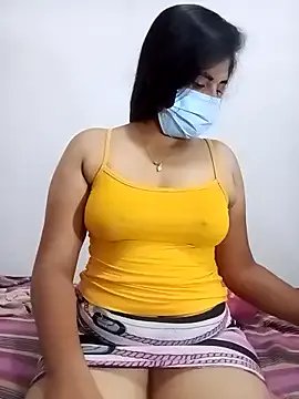 Freechat SLZAARA on StripChat