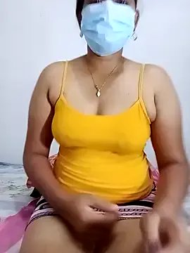 Freechat SLZAARA on StripChat