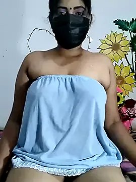 Freechat SLZAARA on StripChat