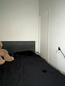 Freechat spicycharxx on StripChat