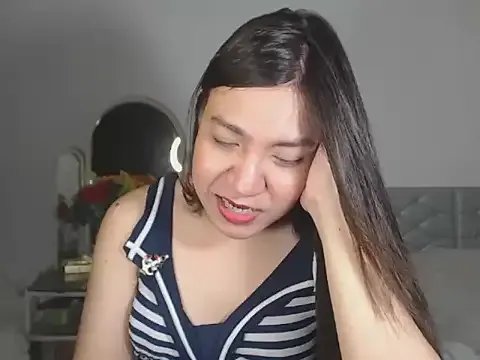 Freechat stellahugeX on StripChat