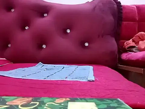 Group Sully990 on StripChat