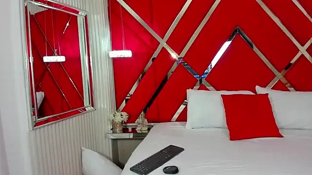 Freechat SusanCouper on StripChat