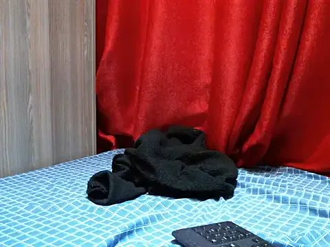 Freechat Sweet_veeb on StripChat