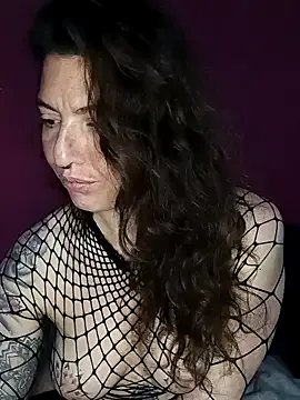 sweetbabyass on StripChat 