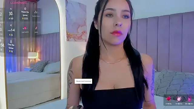 Freechat SweetGirl______ on StripChat