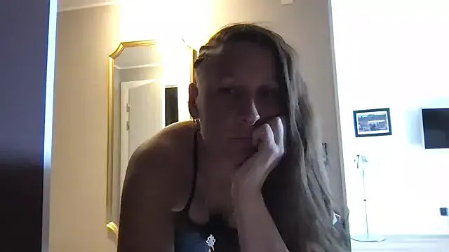 Private SwingWingWomanSweden on StripChat