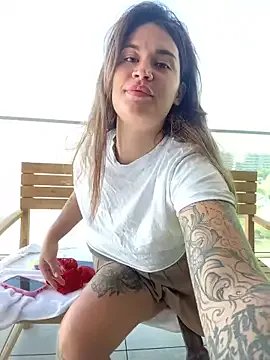 Freechat TattooGirlAlia on StripChat