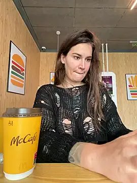 Freechat TattooGirlAlia on StripChat