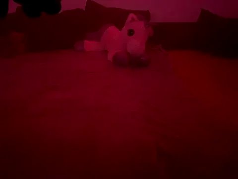 Freechat TinyEmmaDE on StripChat