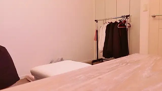 Group undo-busoku69 on StripChat