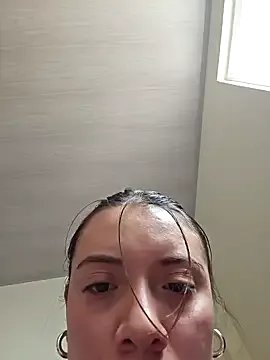 Freechat valery_mora on StripChat