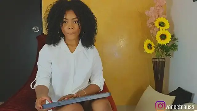 Freechat vanestraus on StripChat
