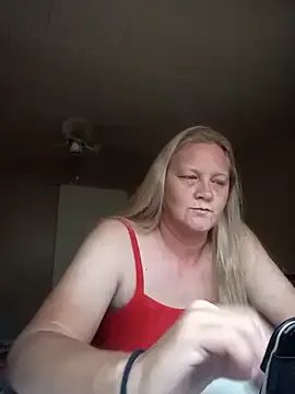 Freechat wetnwildforyou on StripChat