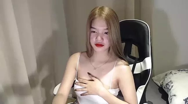 Freechat x_brittany_x on StripChat