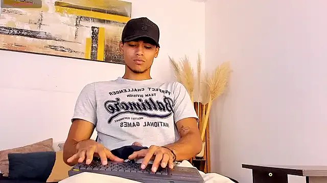 Freechat zander_2120 on StripChat